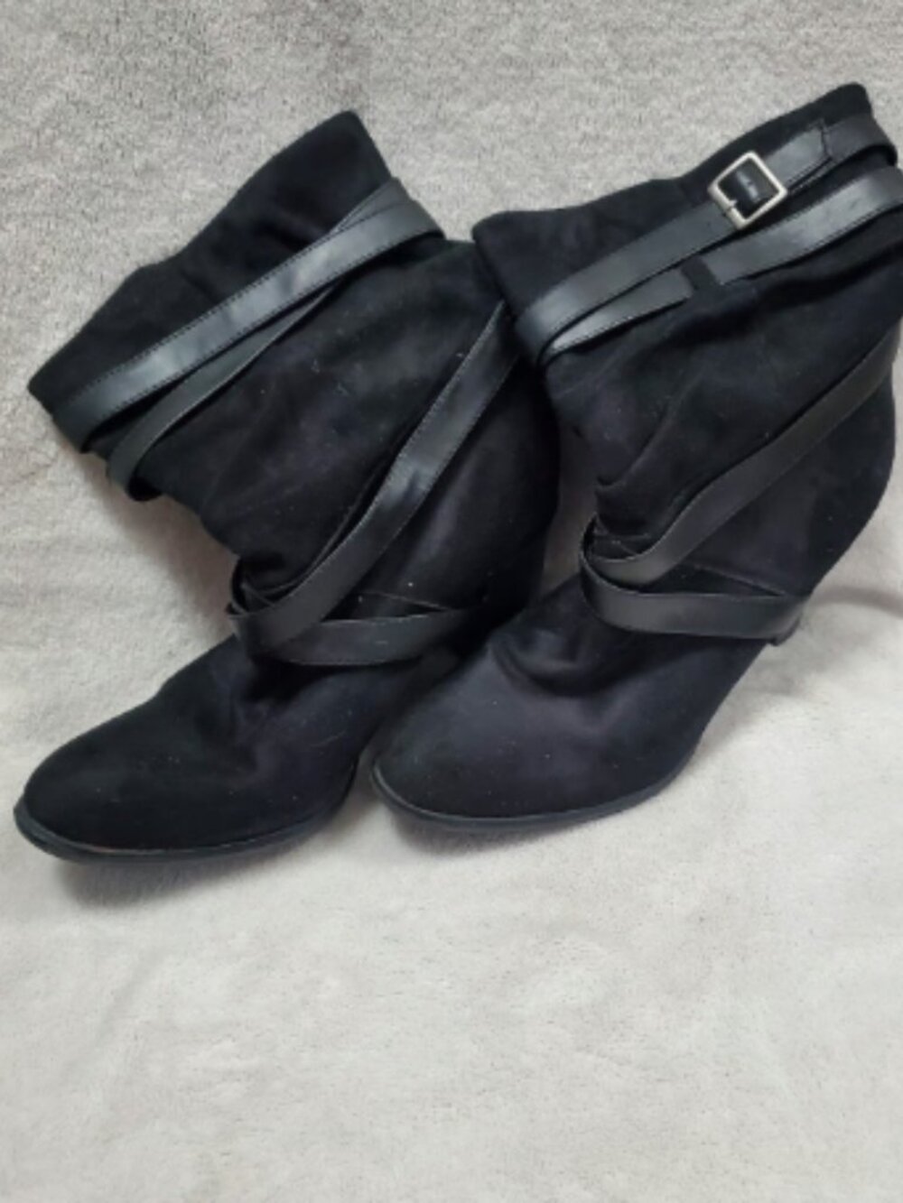 Jaclyn Smith dress booties Kitten Heel Womens Size 9 Black Suede and Strappy